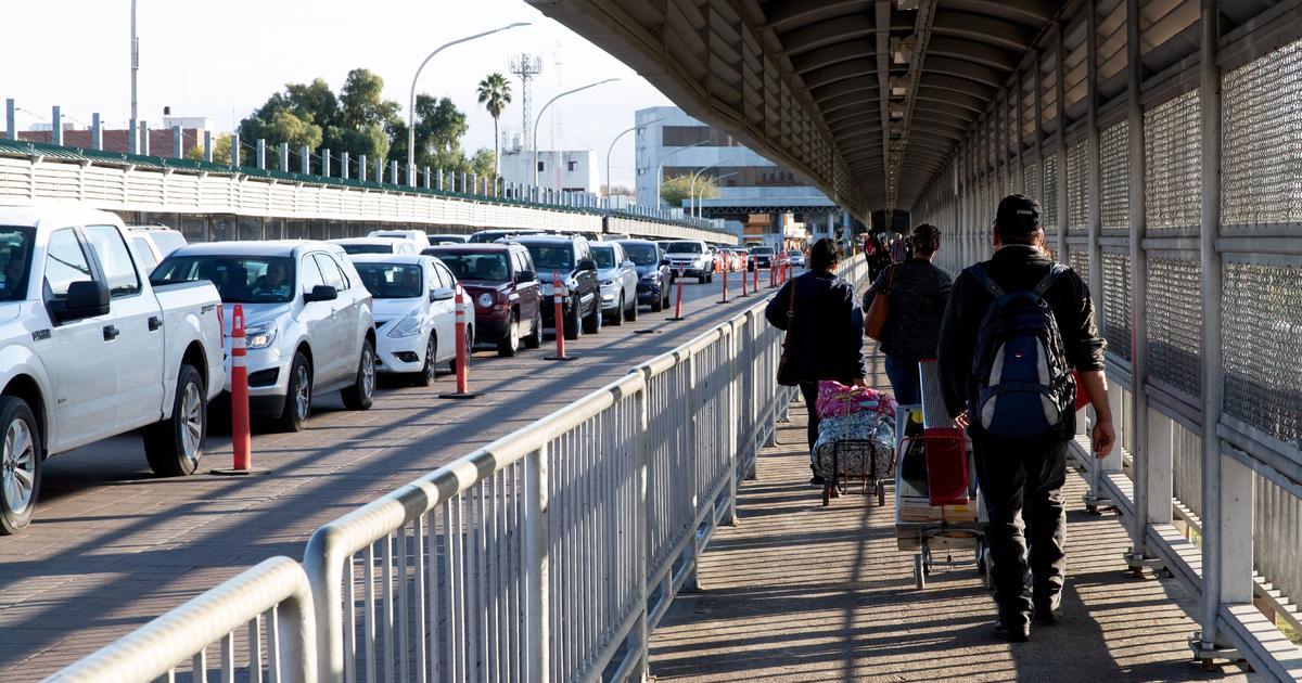 Texas receives US$220 million for border crossing