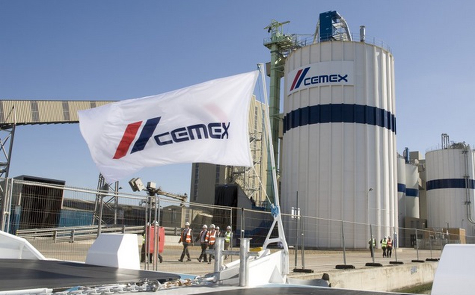 Cemex closes concrete business with Texas