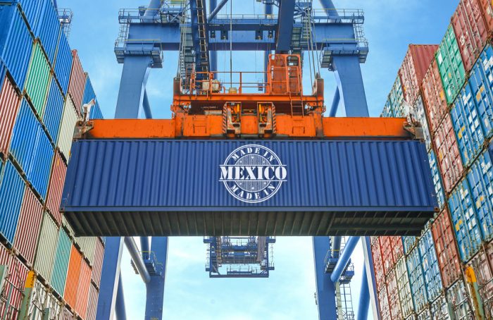 Exports from Mexico to the U.S. fall 5.6%
