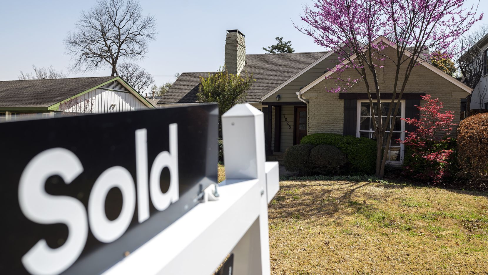 Texas home sales grew by 0.9%