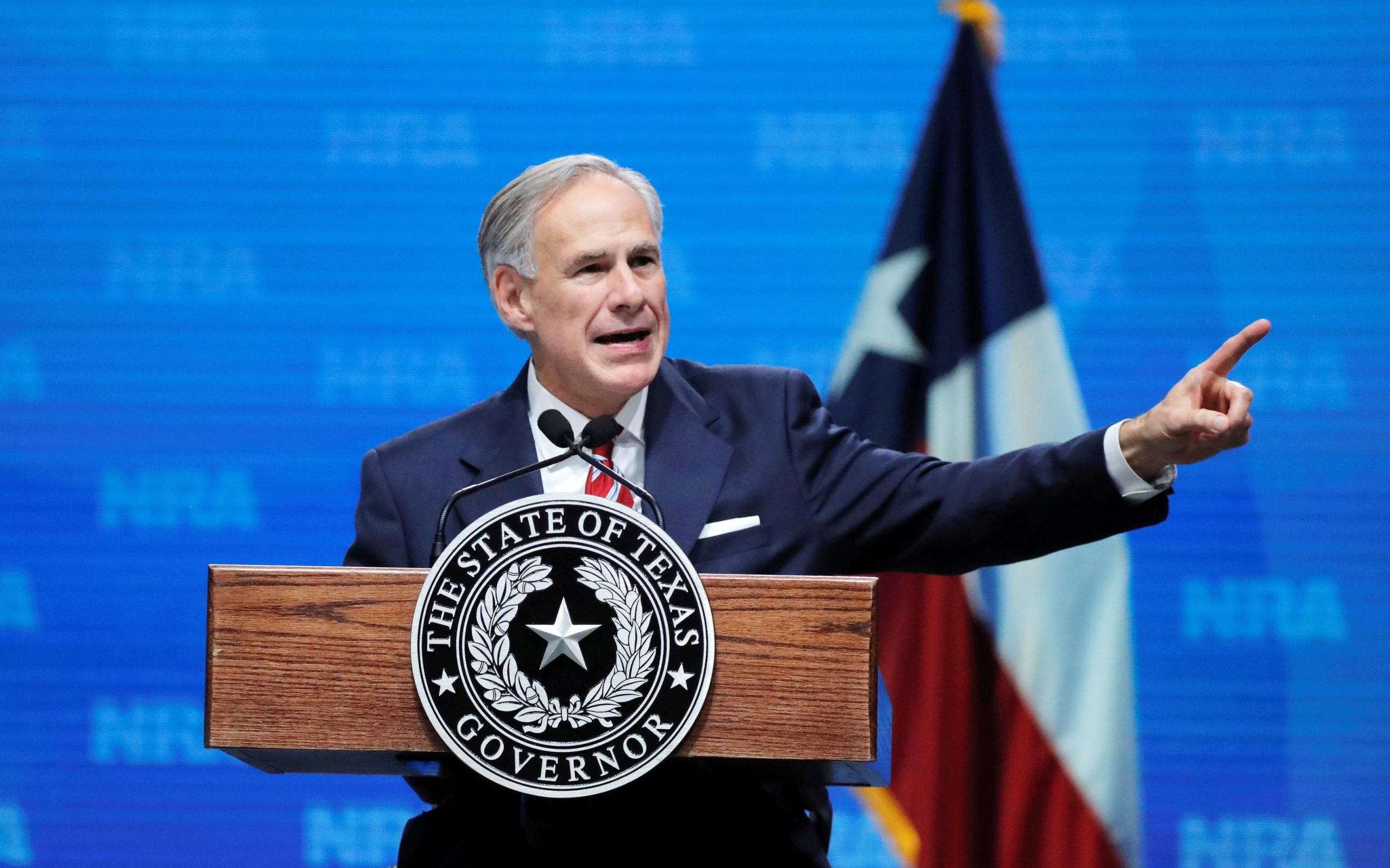 Texans elect Greg Abbott