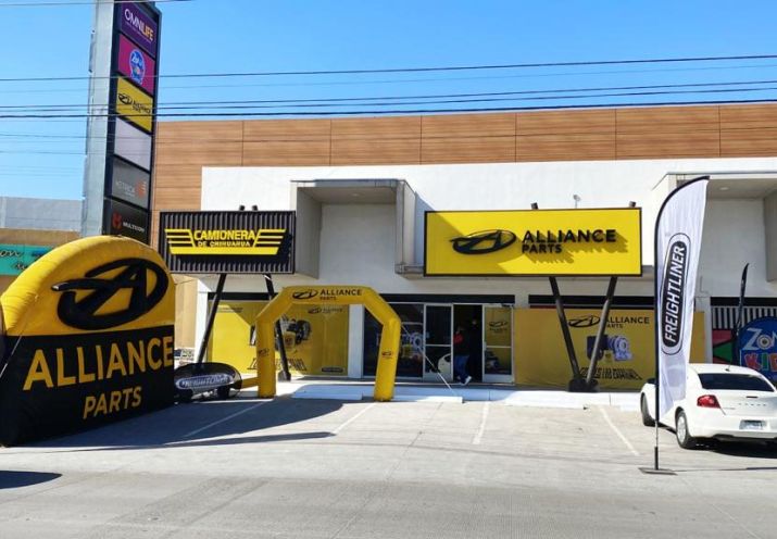 Daimler Truck Mexico inaugurates second Alliance Parts store