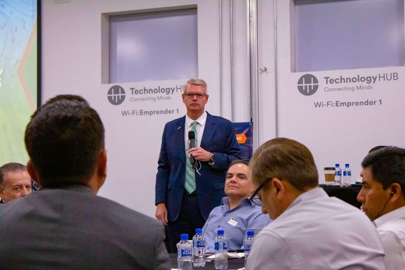 <strong>Border crossing challenges at Texas border discussed</strong>