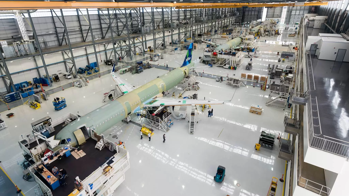 <strong>Arizona promotes its aerospace and defense industry at the Paris Air Show</strong>