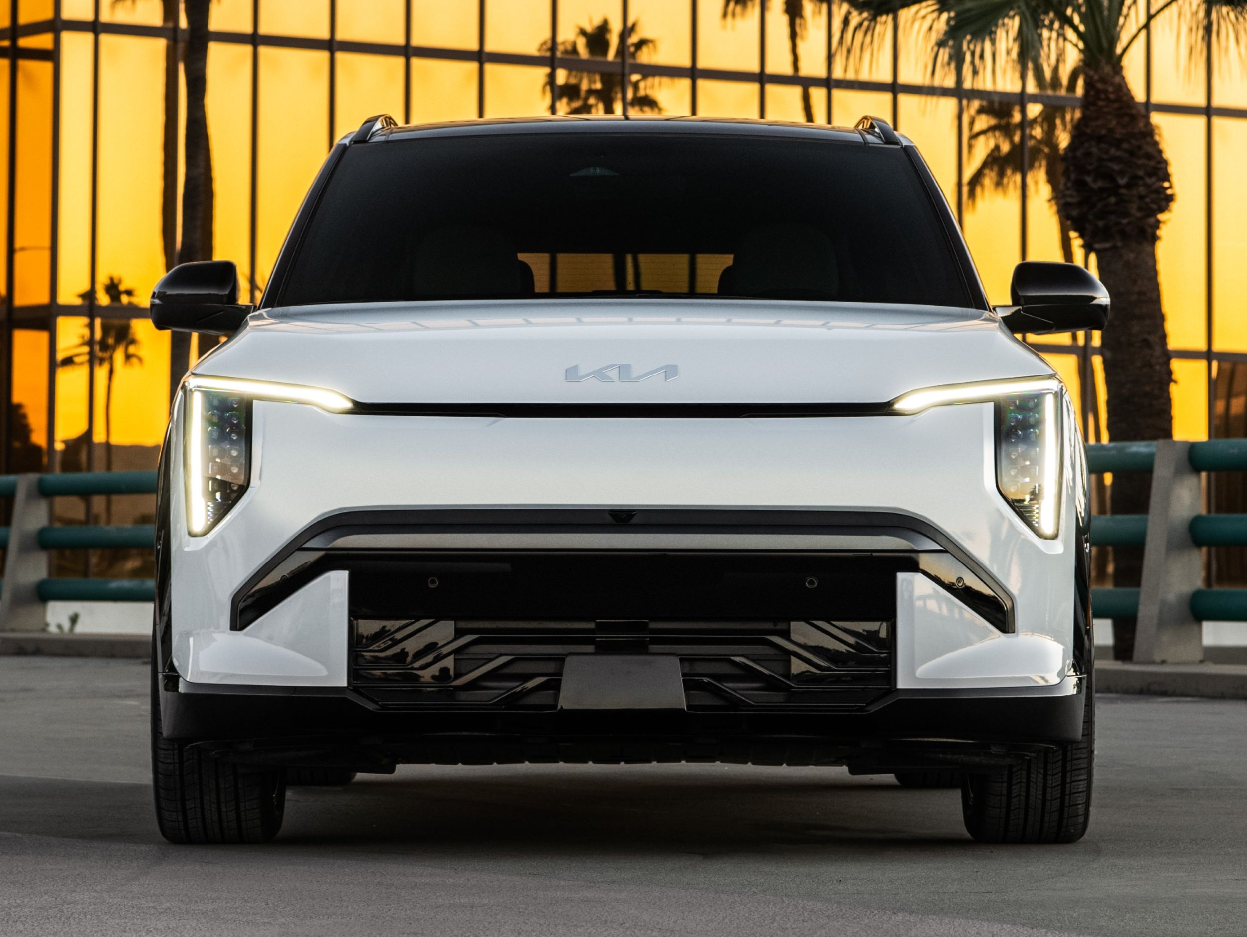 Kia Begins Production of First EV3s in Pesquería, Nuevo León