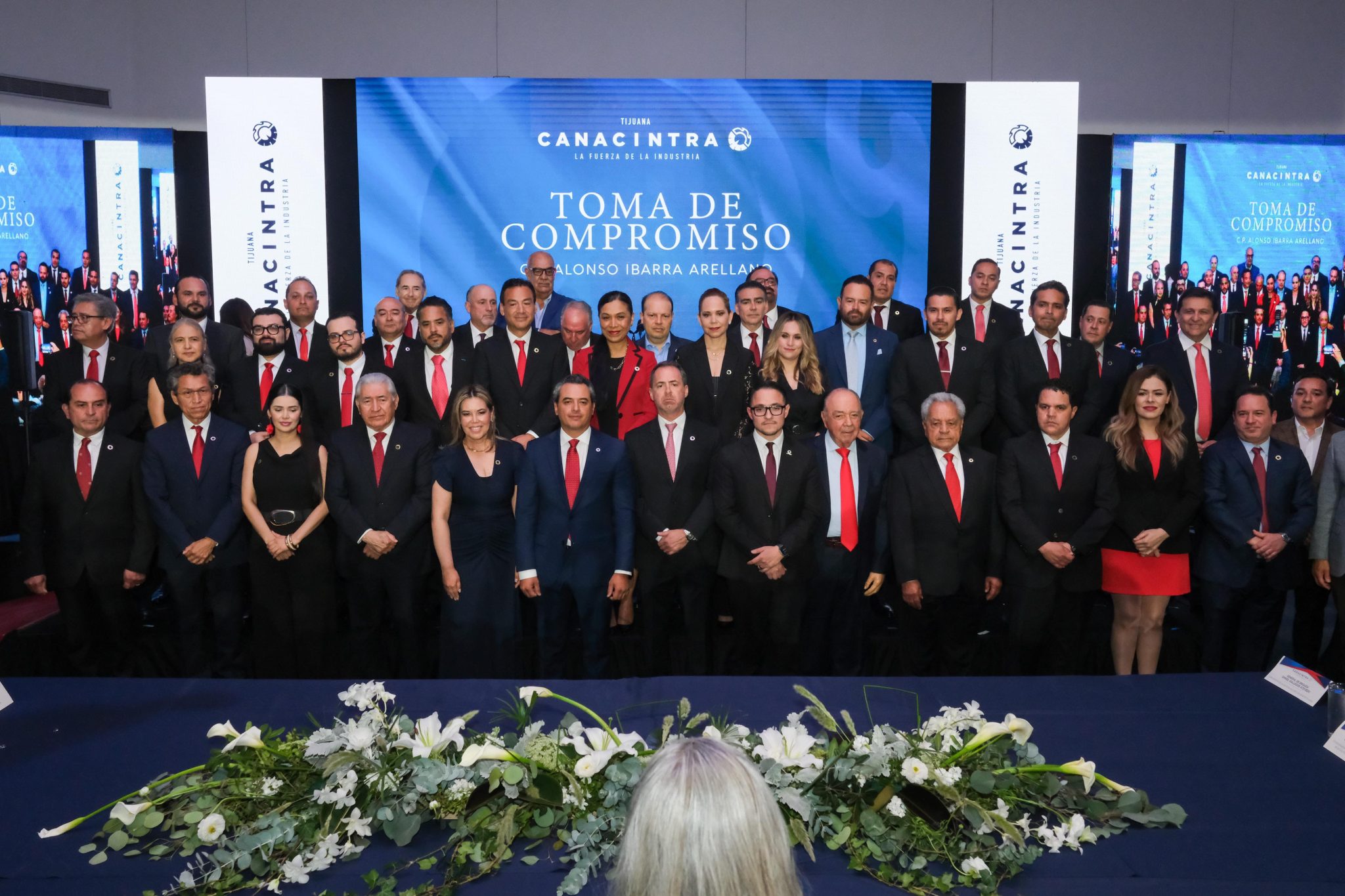 Alonso Ibarra is sworn in as president of Canacintra Tijuana